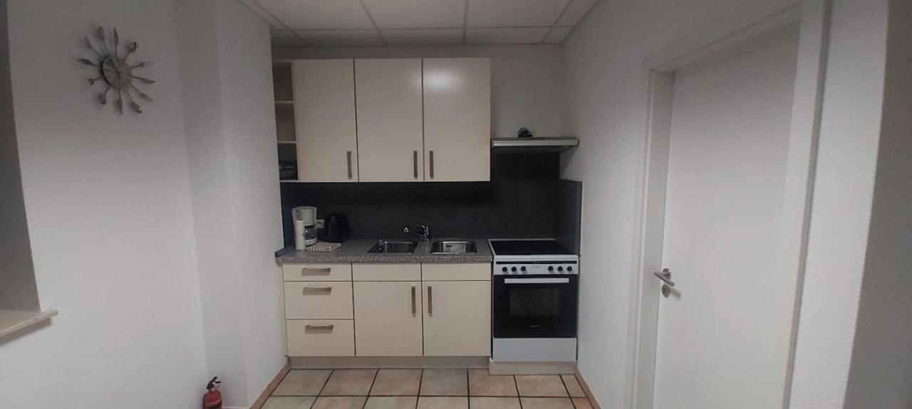 באדן-באדן Gemuetliches J&L Apartment Nahe Des Hauptbahnhofes מראה חיצוני תמונה