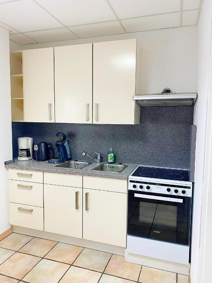 באדן-באדן Gemuetliches J&L Apartment Nahe Des Hauptbahnhofes מראה חיצוני תמונה