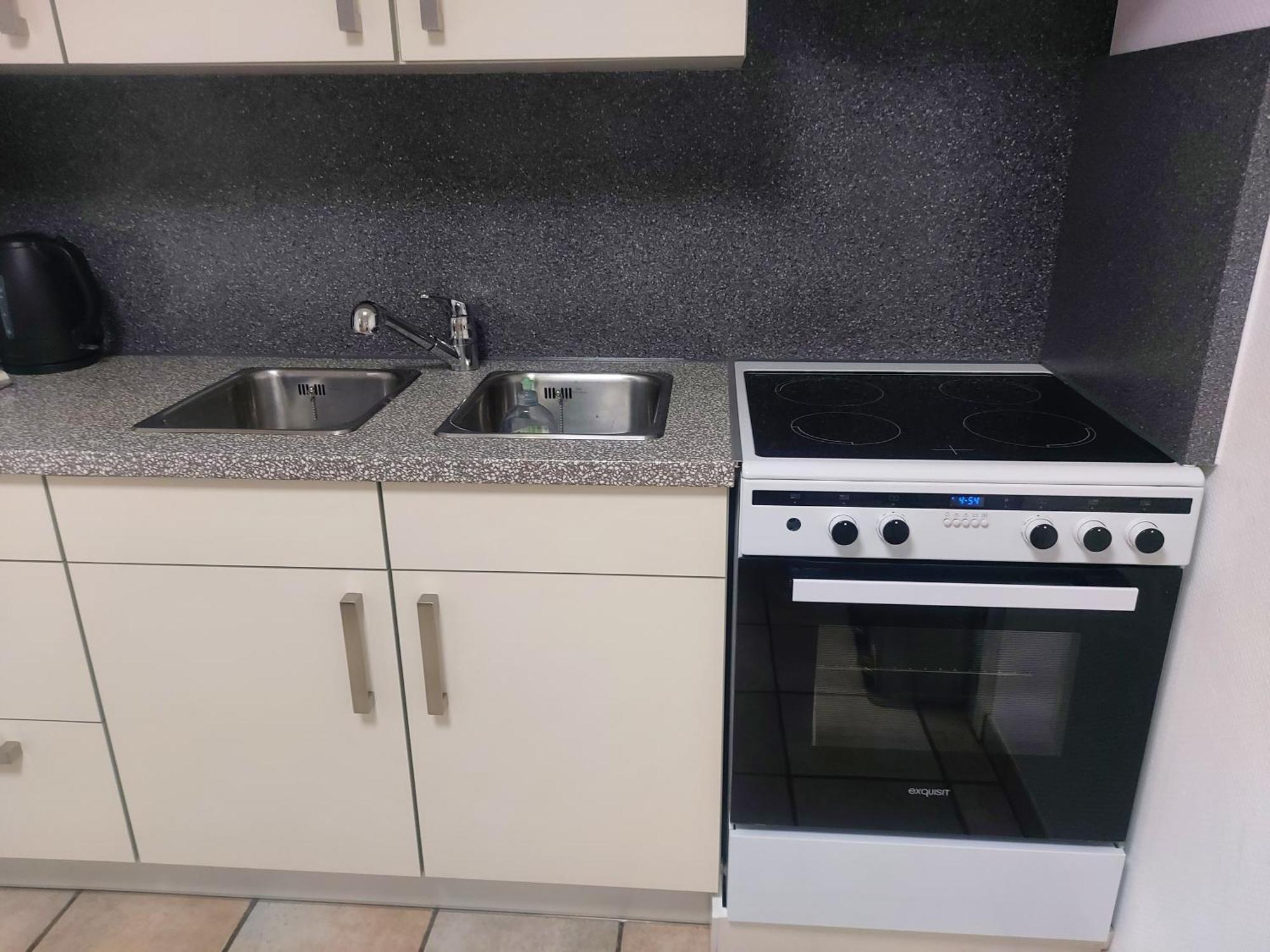 באדן-באדן Gemuetliches J&L Apartment Nahe Des Hauptbahnhofes מראה חיצוני תמונה
