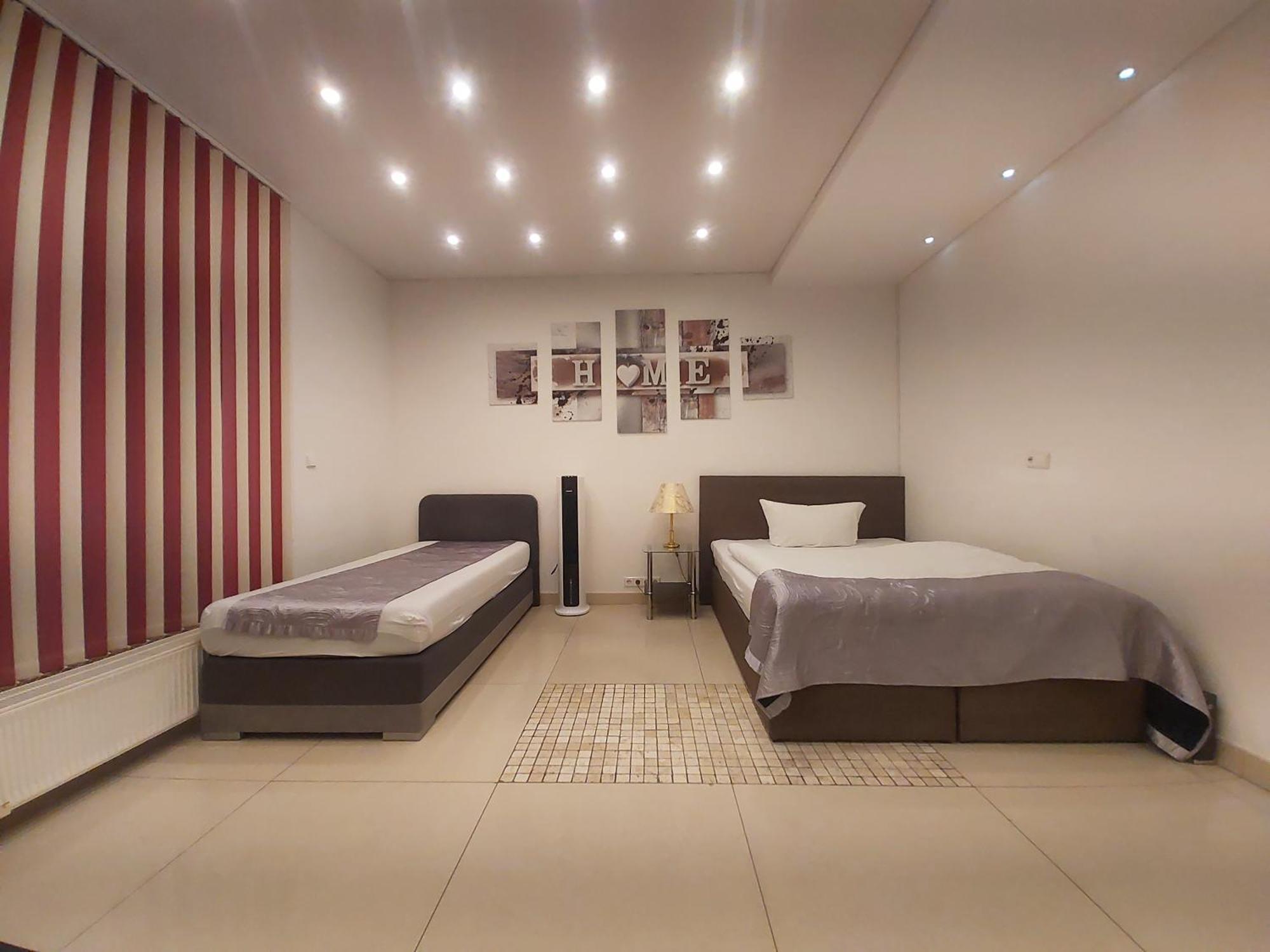 באדן-באדן Gemuetliches J&L Apartment Nahe Des Hauptbahnhofes מראה חיצוני תמונה